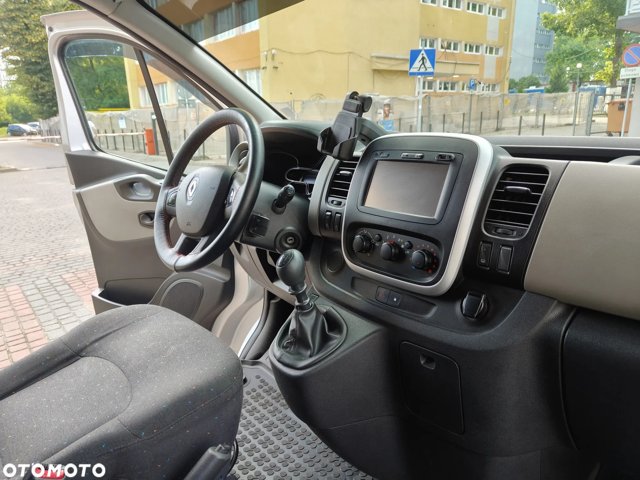 Renault Trafic - 6