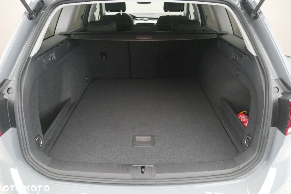 Volkswagen Passat Variant - 16