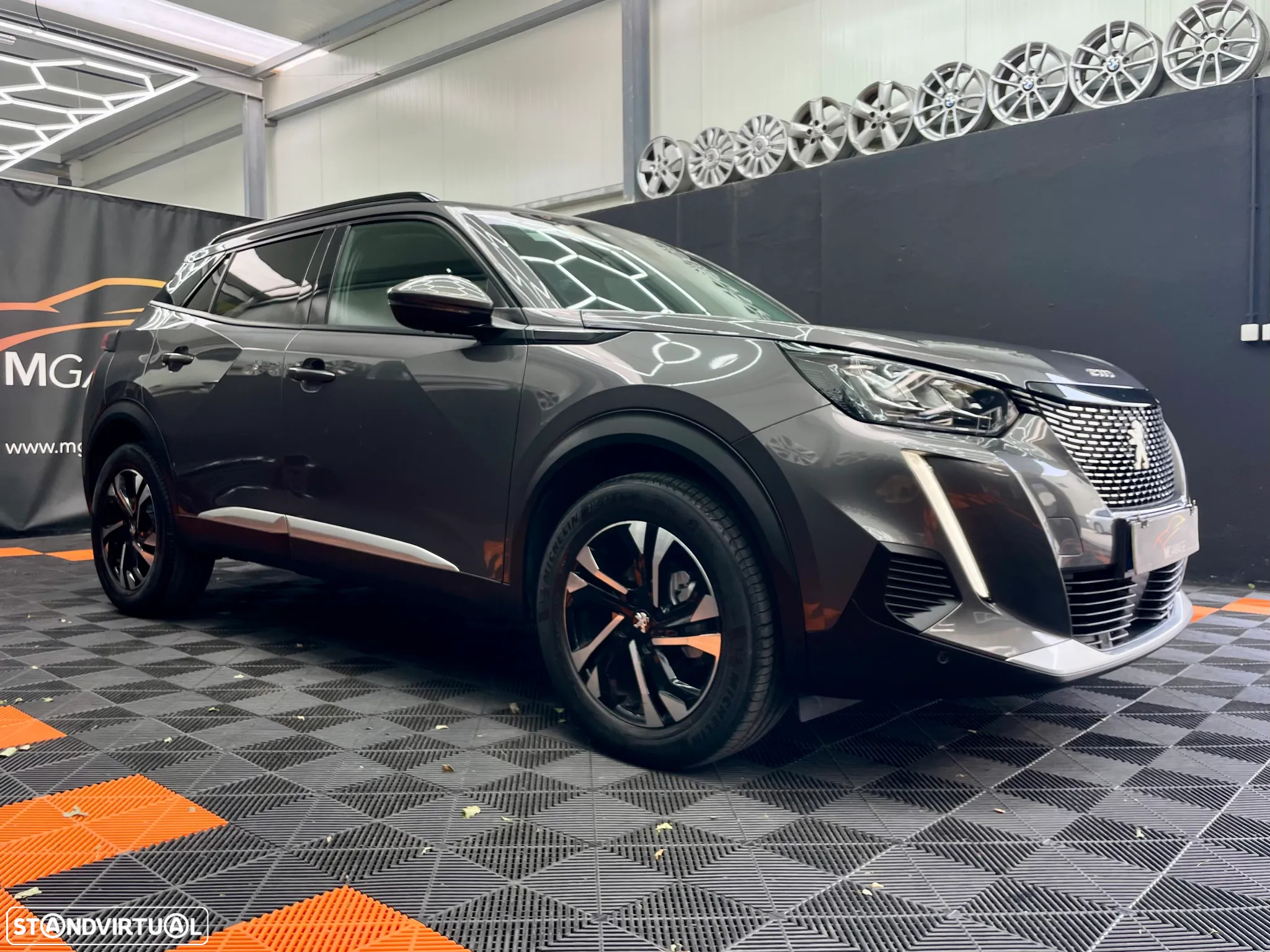 Peugeot 2008 1.2 PureTech Allure Pack EAT8 - 2