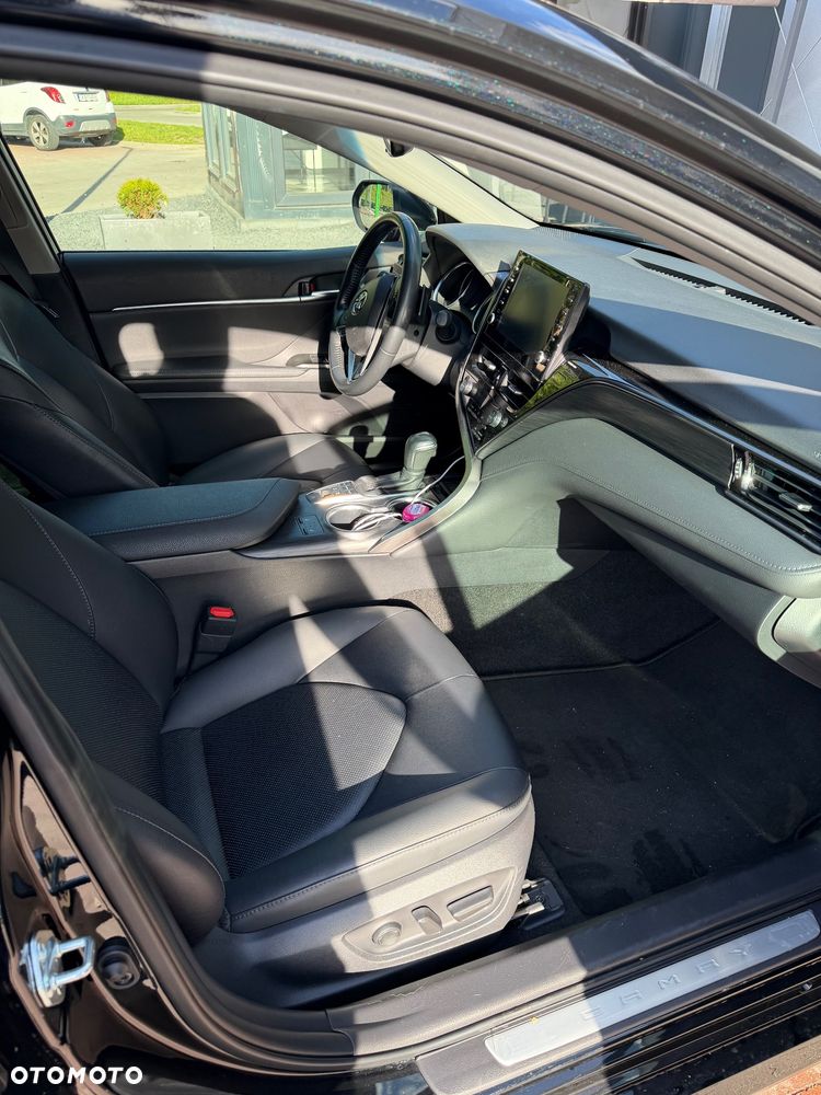 Toyota Camry 2.5 Hybrid Executive CVT - 13