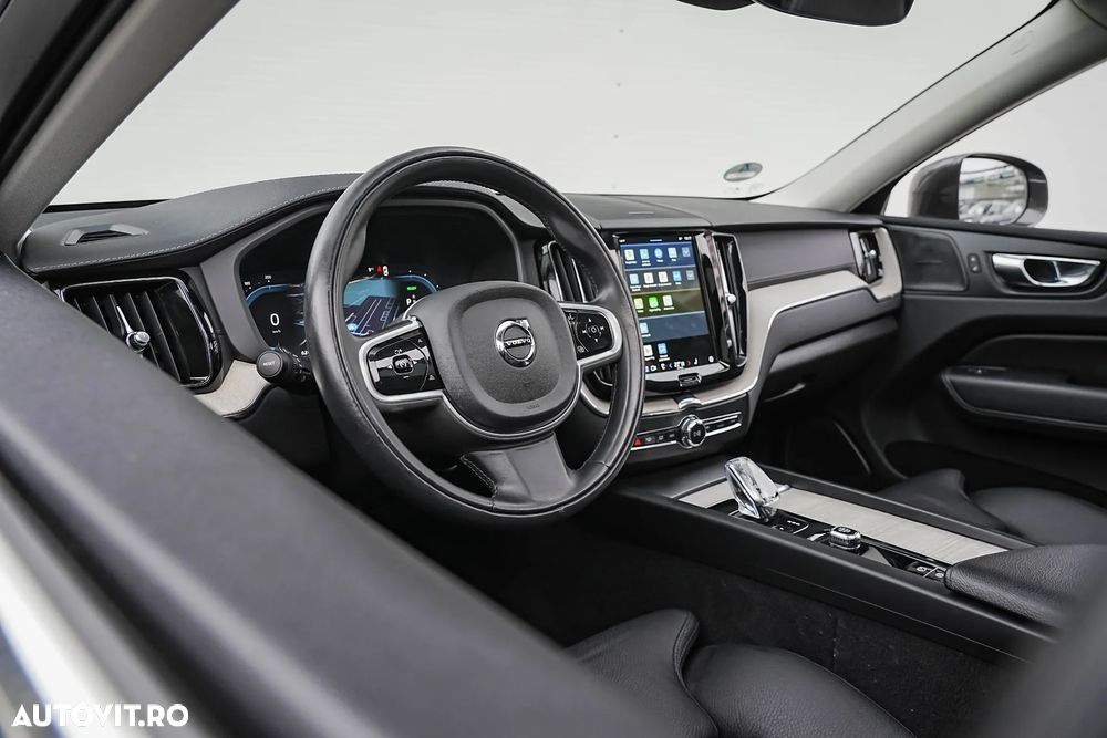 Volvo XC 60 Recharge T6 Twin Engine eAWD Inscription Expression - 11