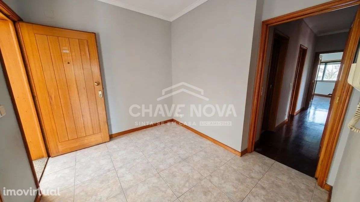 T3+1 Condomínio Fechado c/ Lugar de Garagem em Pedroso - Grande imagem: 4/19