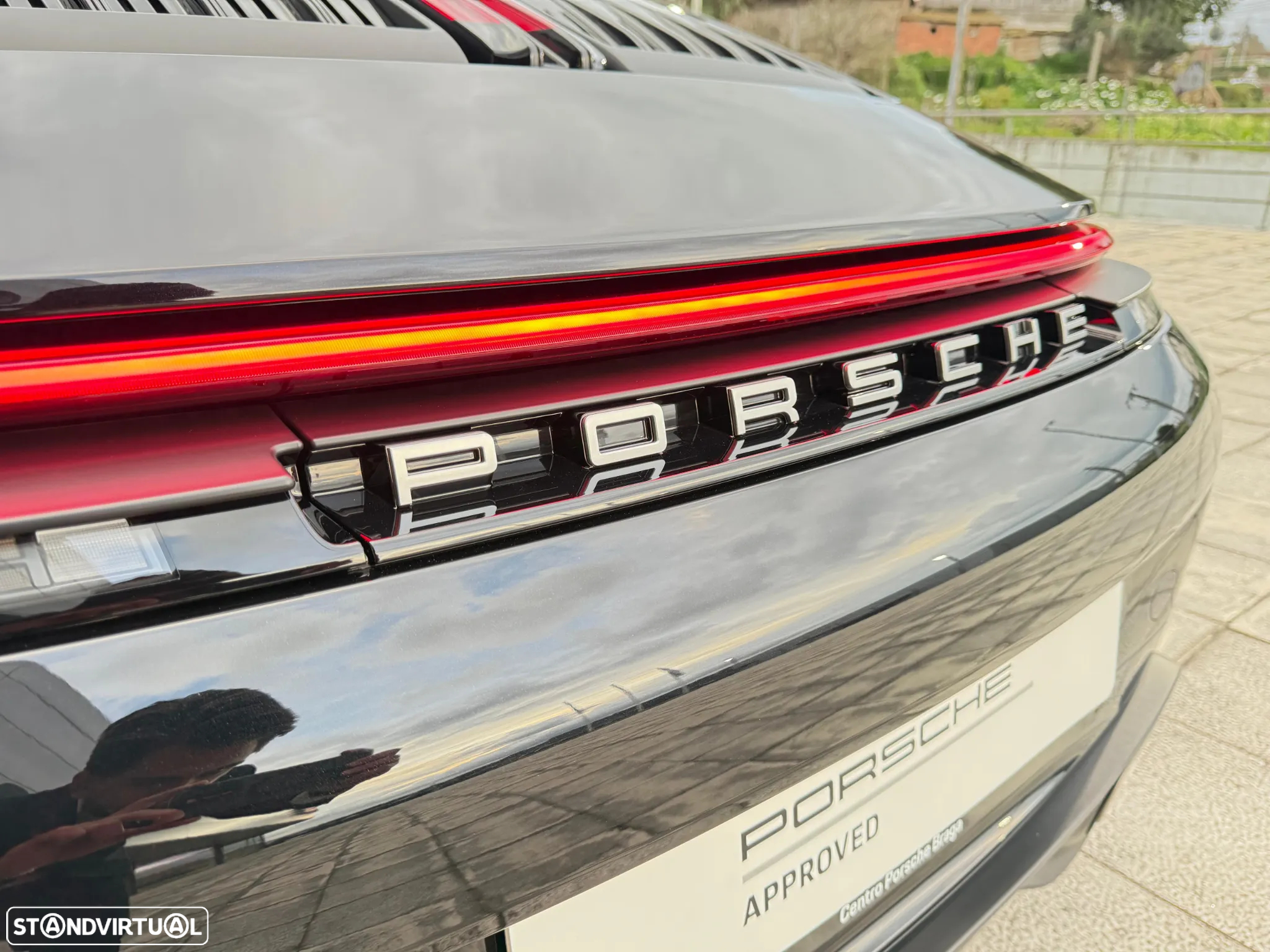Porsche 911 (992) Carrera - 8