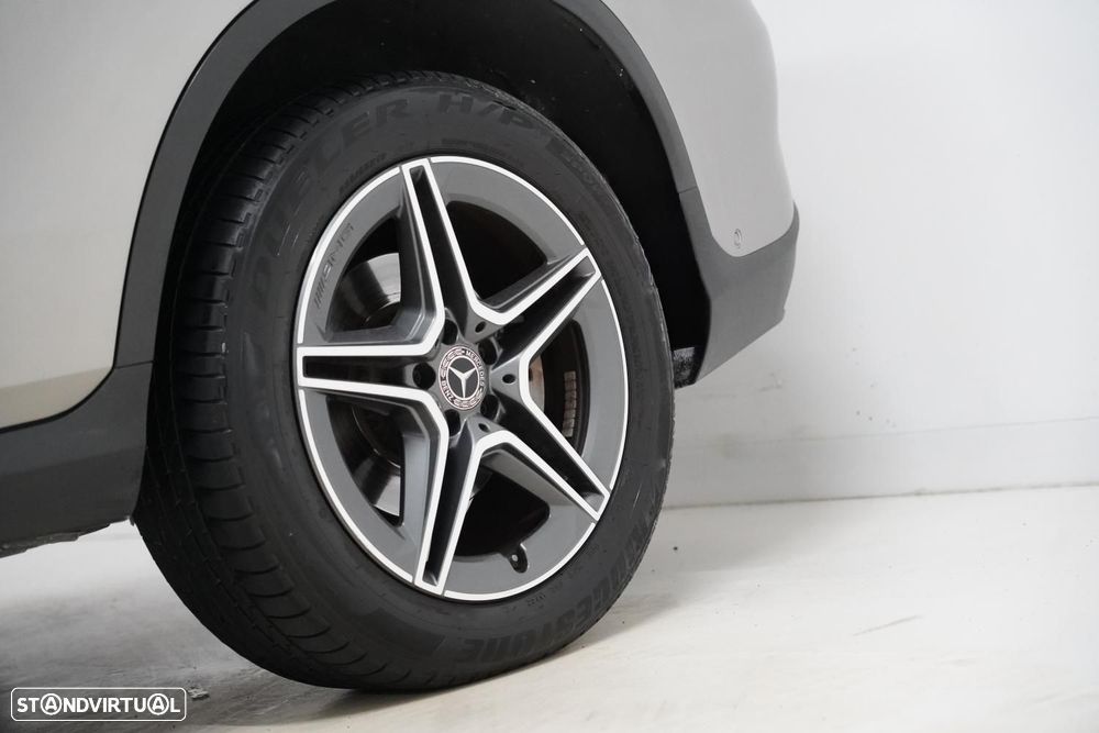 Mercedes-Benz GLC 300 e 4Matic - 20