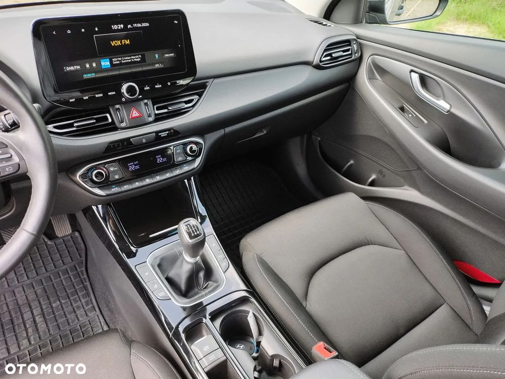 Hyundai i30 1.5 T-GDI 48V Smart Plus - 19