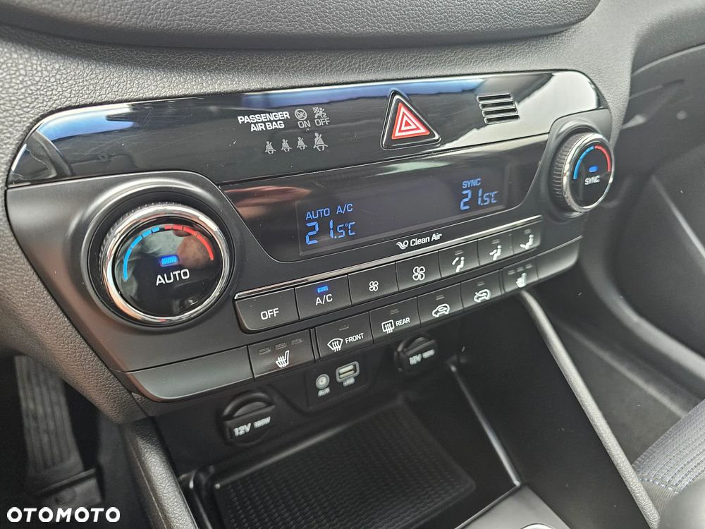 Hyundai Tucson blue 1.6 GDi 2WD Navi - 25