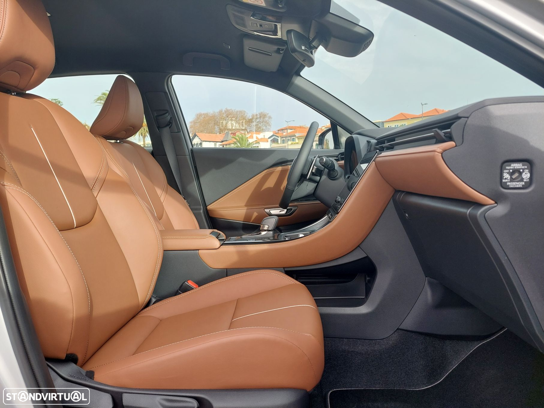 Lexus LBX Relax - 13