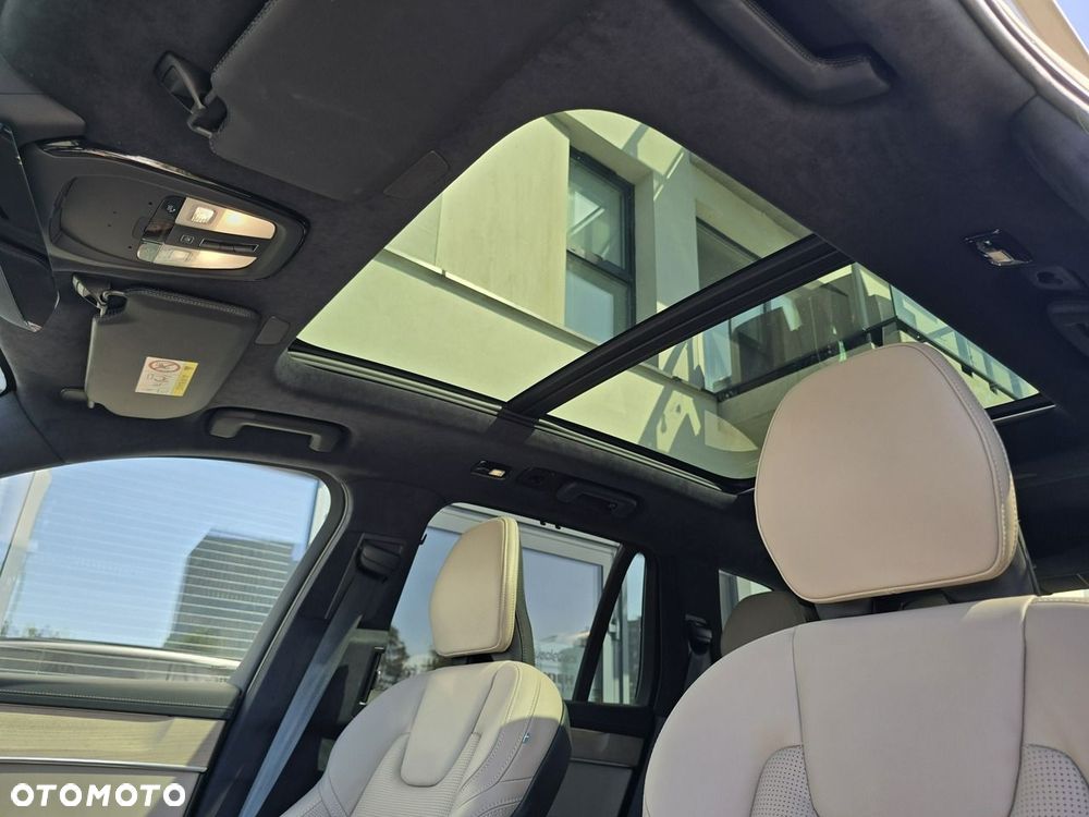 Volvo XC 90 T8 AWD Plug-In Hybrid Ultra Dark 7os - 16