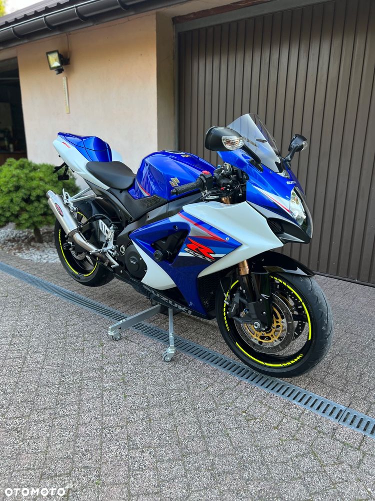 Suzuki GSX-R - 1