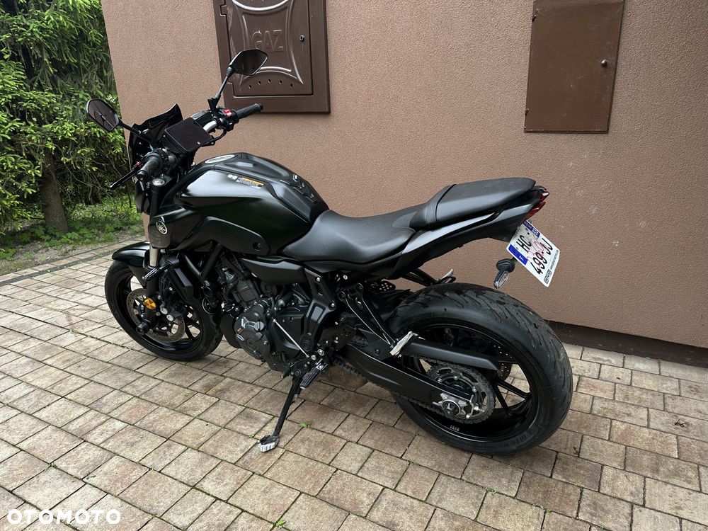Yamaha MT - 33