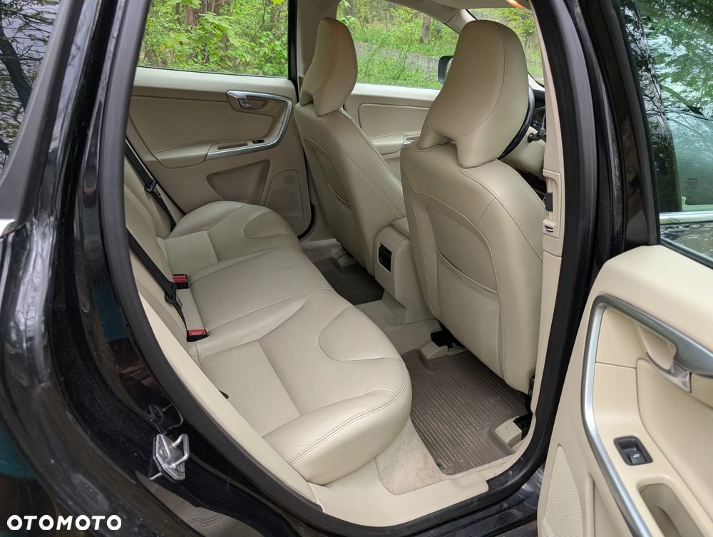 Volvo XC 60 D4 Drive-E Summum - 16