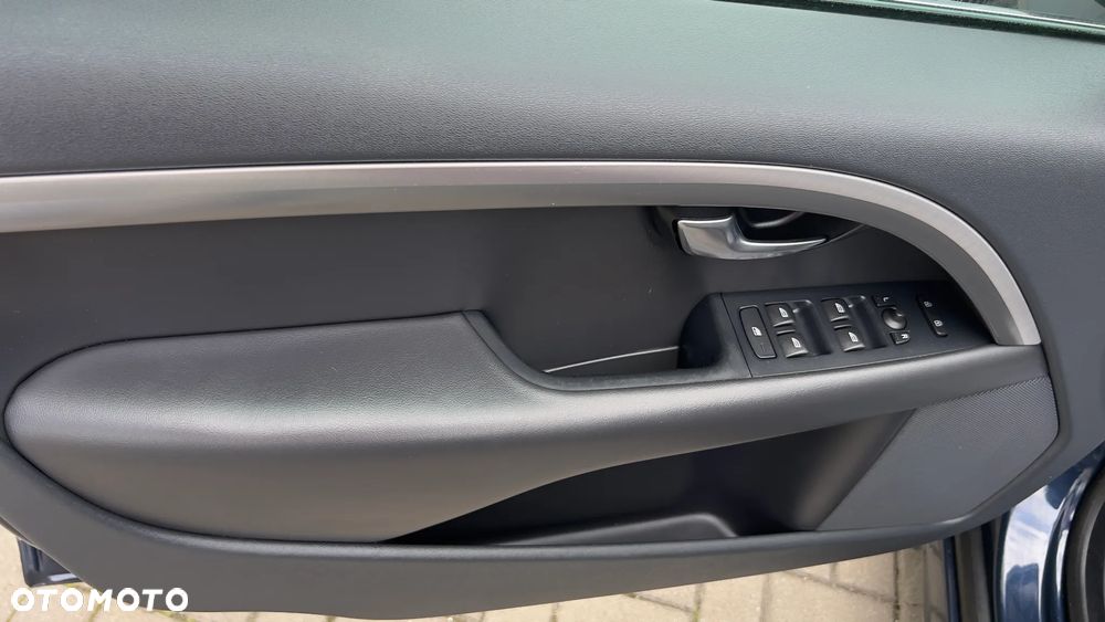 Volvo V70 D4 Kinetic - 17