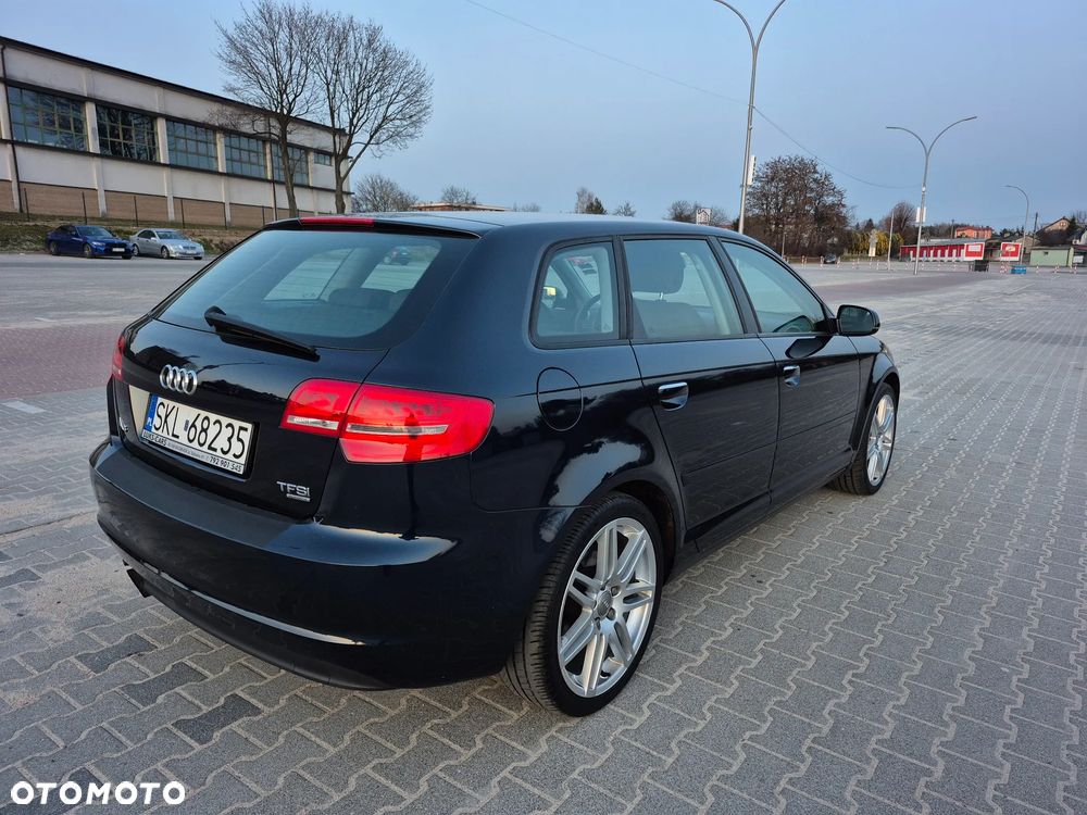 Audi A3 Sportback 1.8 TFSI quattro Ambiente - 13