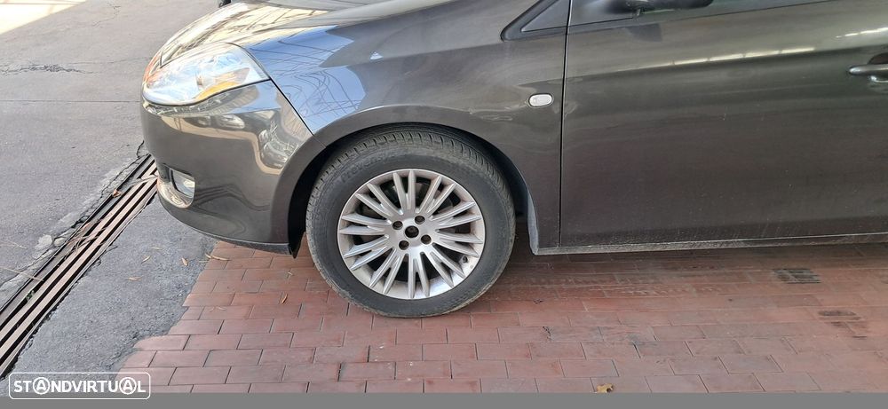 Fiat Bravo 1.6 M-Jet Active - 2
