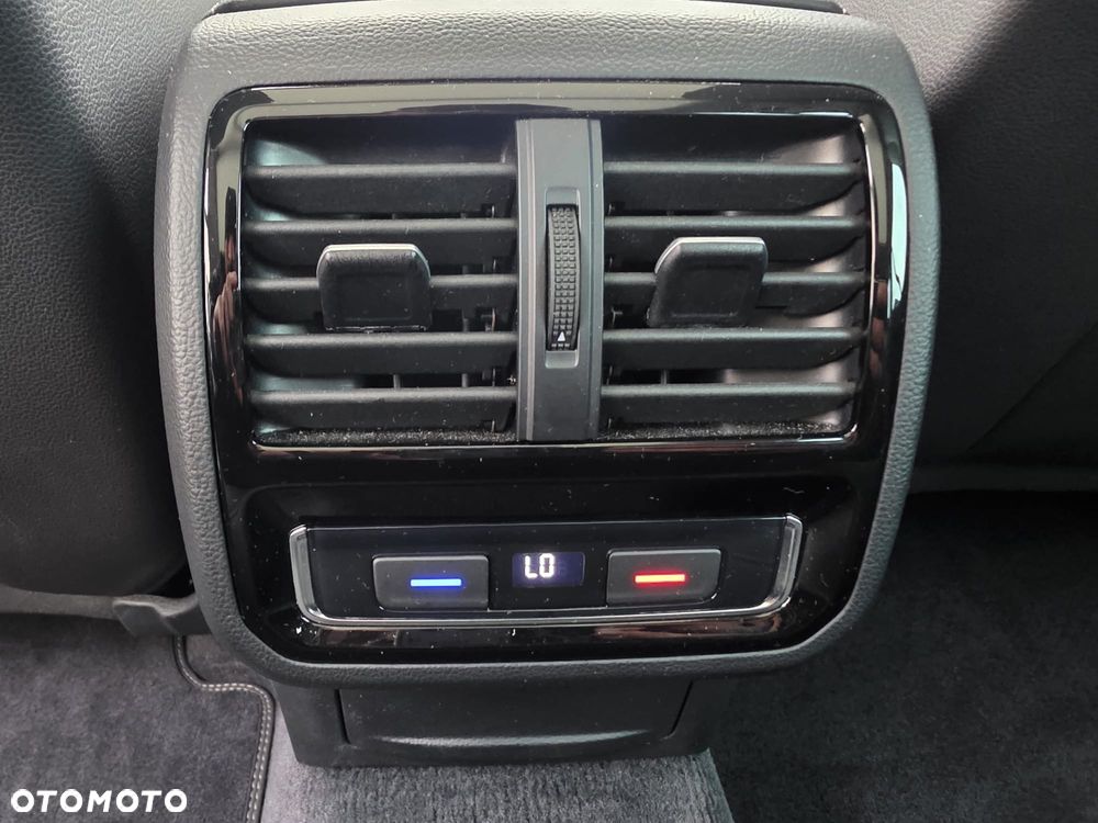Volkswagen Passat 2.0 TDI SCR (BlueMotion Tech) 4Mot DSG Comfortline - 31