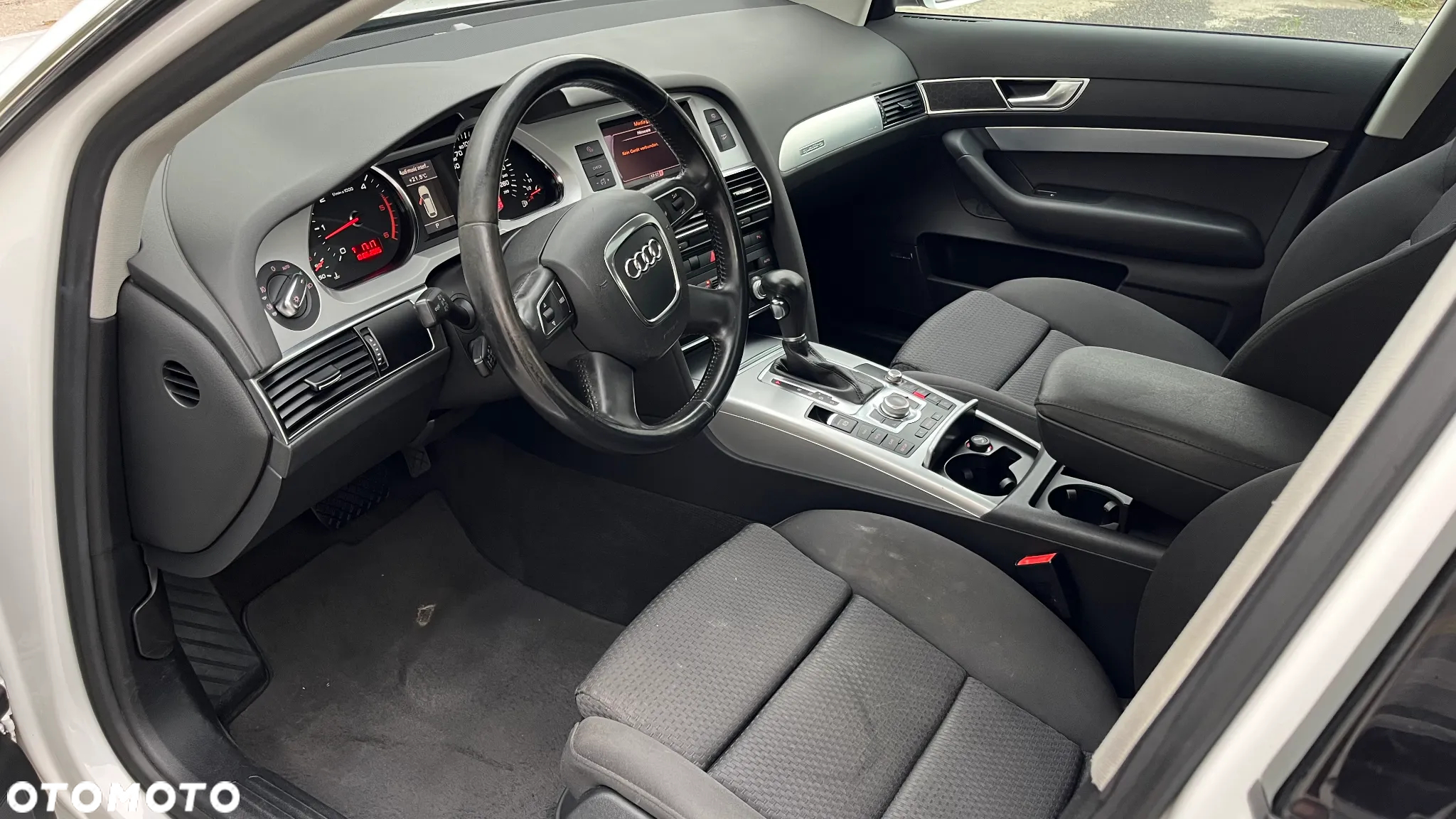 Audi A6 Avant 3.0 TDI DPF quattro tiptronic - 11