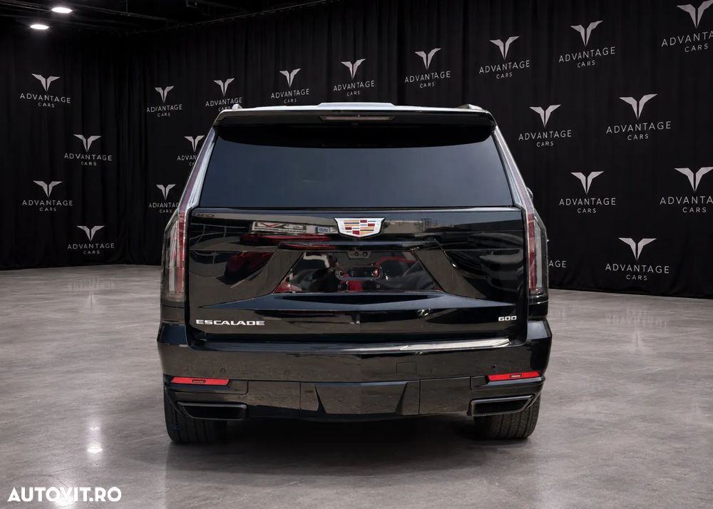 Cadillac Escalade - 6