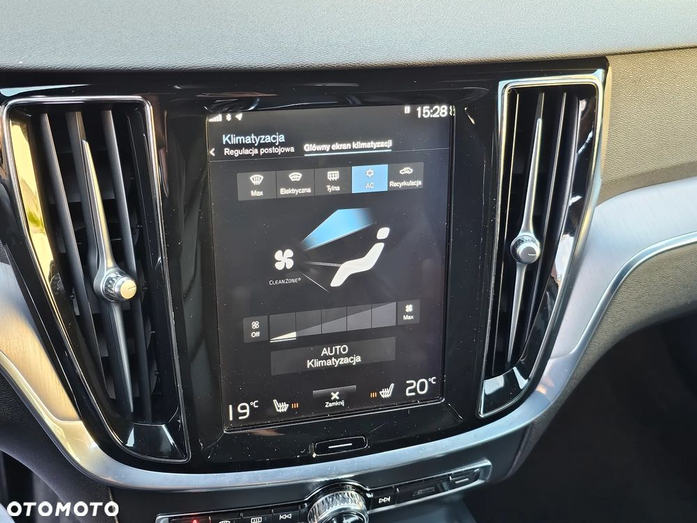 Volvo V60 D3 Geartronic Momentum Pro - 25