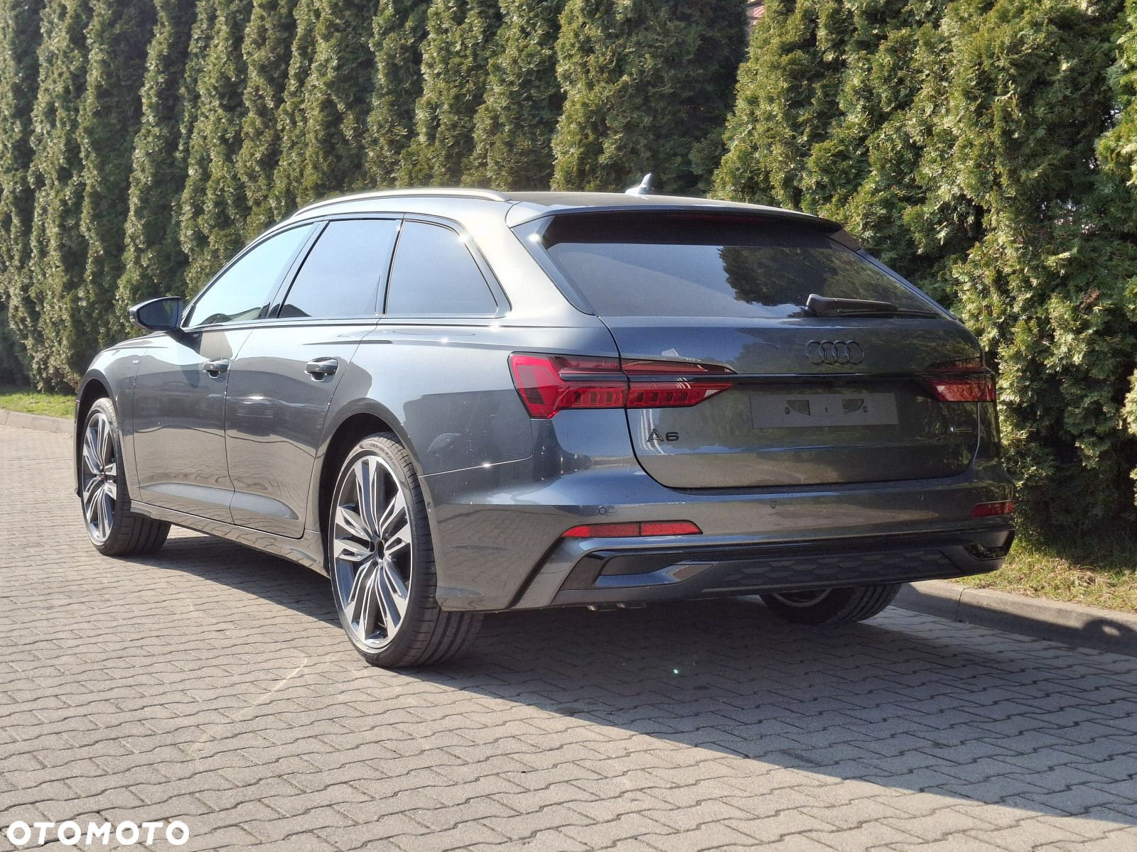Audi A6 - 4