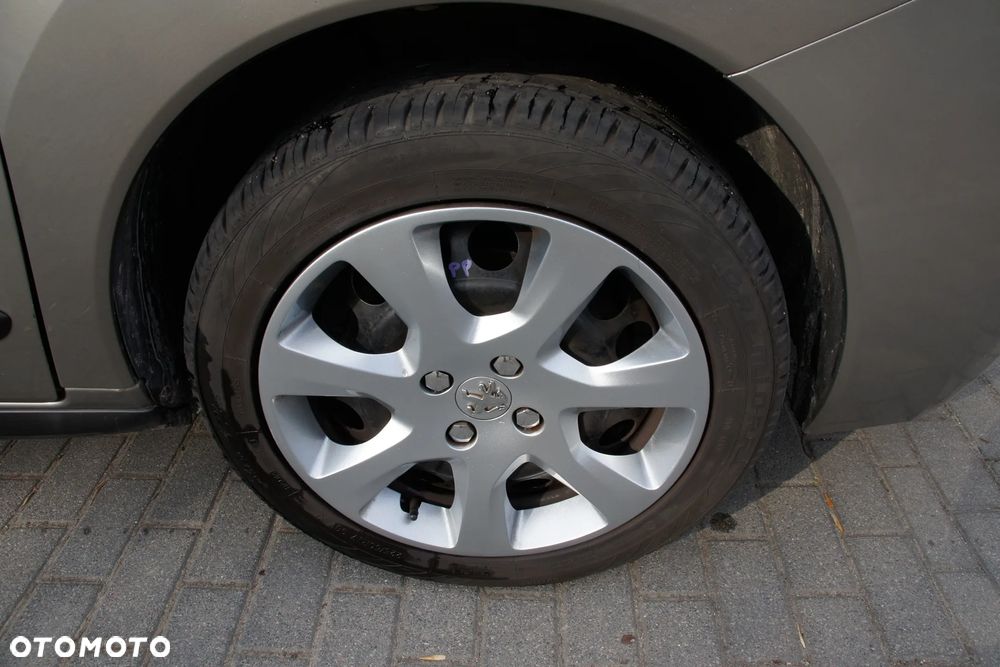 Peugeot 3008 HDi FAP 110 Platinum - 9