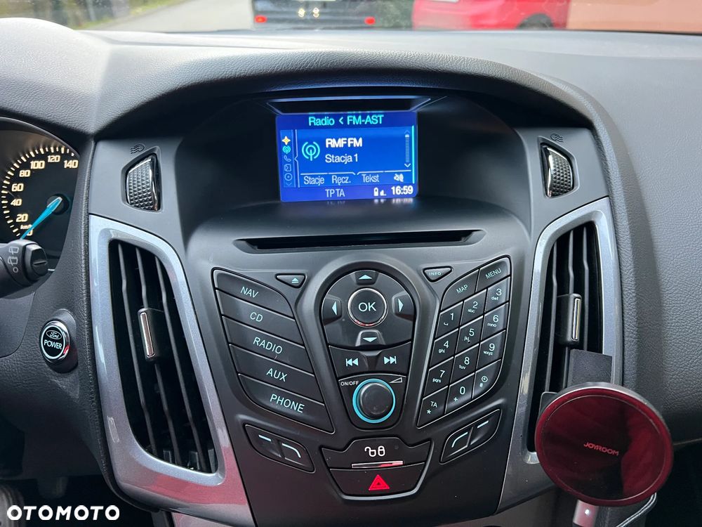 Ford Focus 1.6 TDCi ECOnetic 88g Start-Stopp-System Titanium - 29