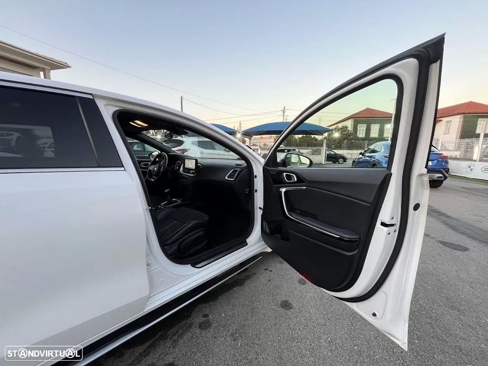 Kia ProCeed 1.0 T-GDI GT Line - 31