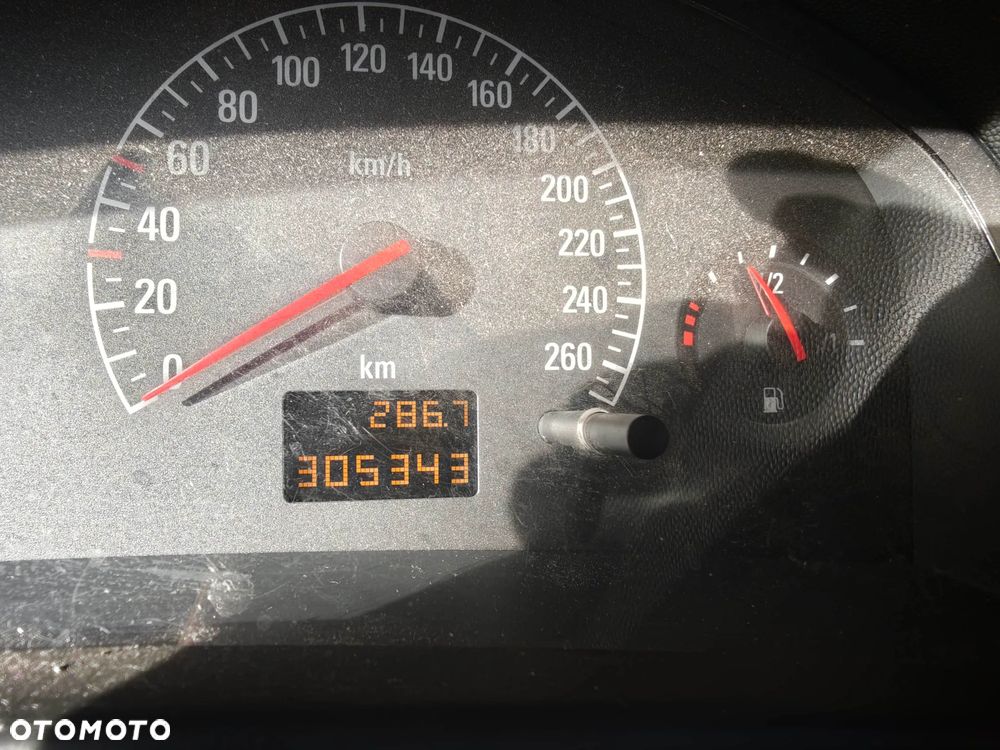 Opel Vectra 1.8 GL Young - 10