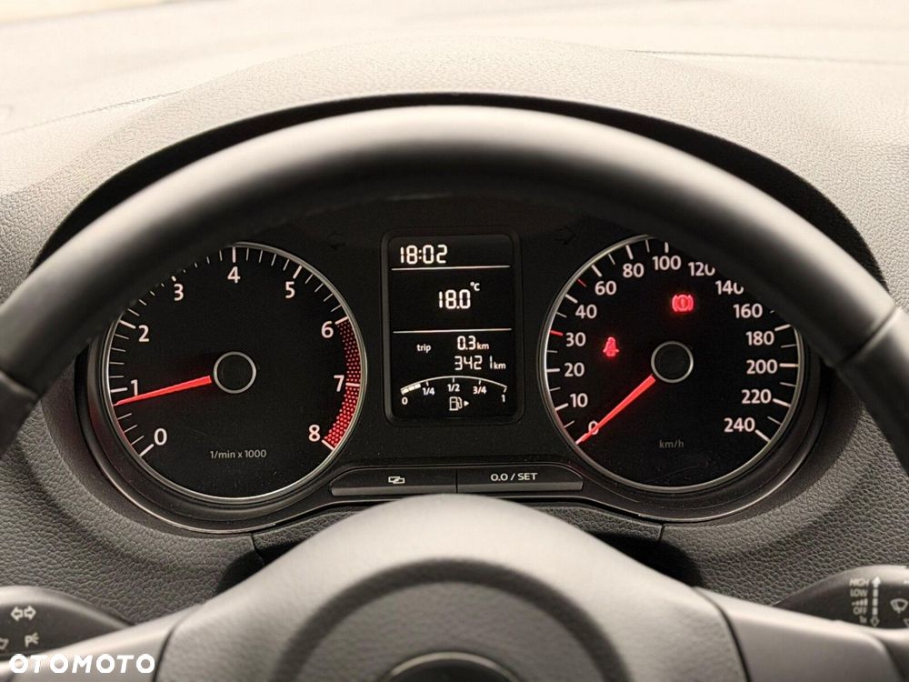 Volkswagen Polo 1.4 16V Highline - 19