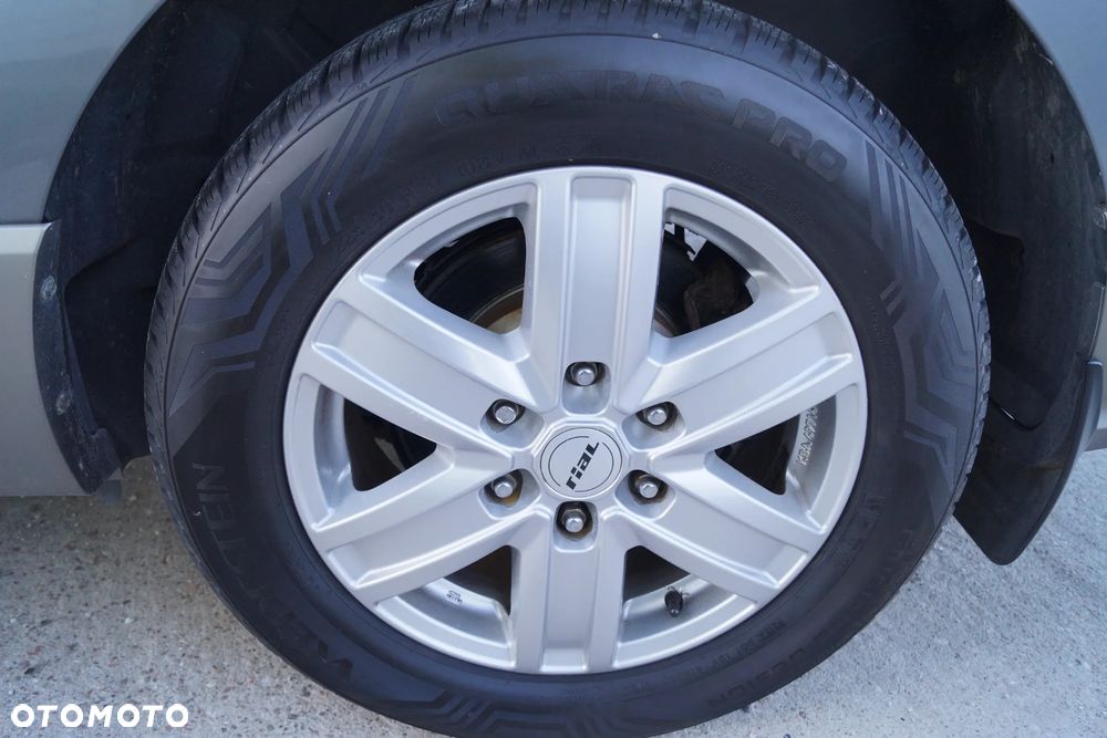 Hyundai H-1 2.5 CRDi Travel Premium - 38