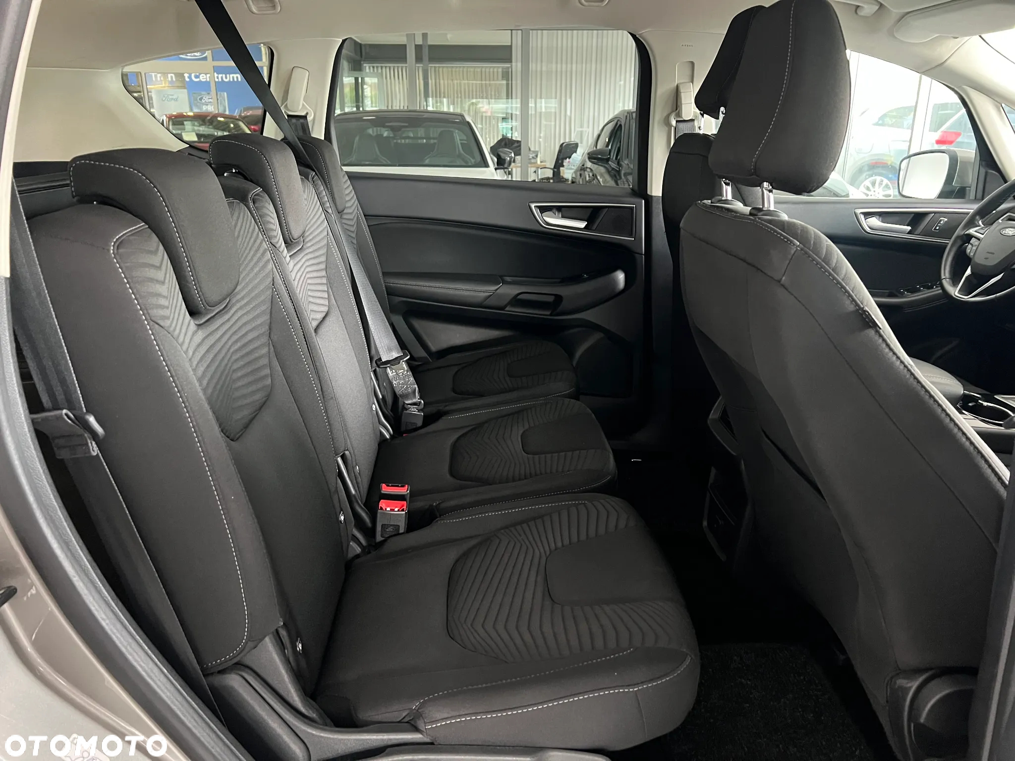 Ford S-Max 1.5 EcoBoost Titanium - 34