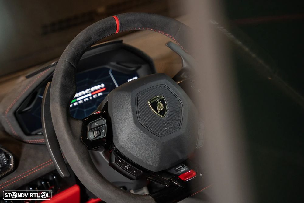 Lamborghini Huracán Tecnica 60th Anniversary - 17