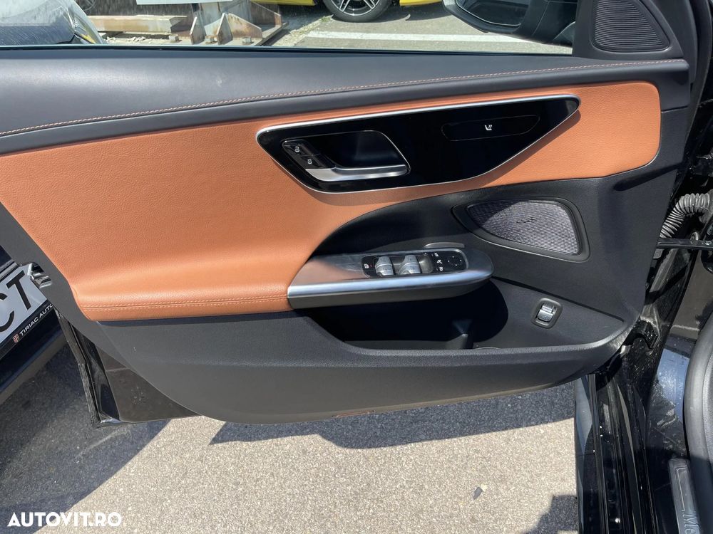 Mercedes-Benz C - 10