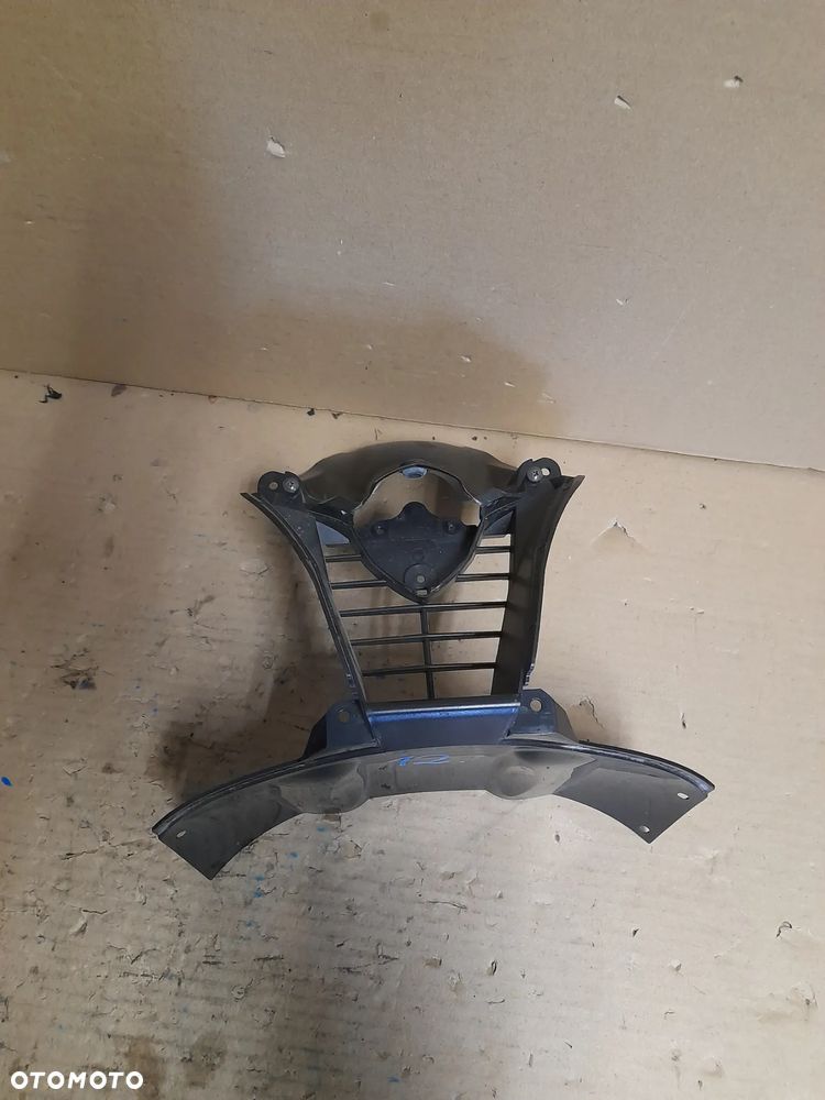 = YAMAHA R6 RJ11 06-07 Wypełnienie czachy nosek - 2