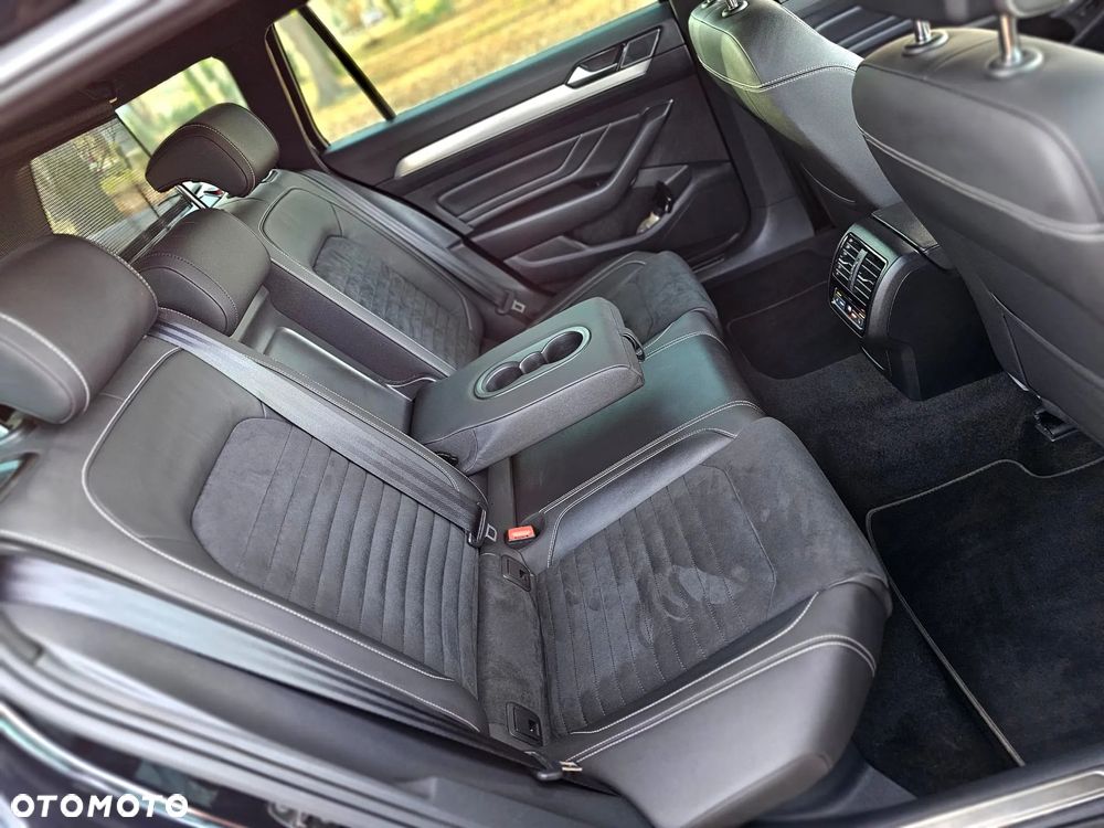 Volkswagen Passat - 18