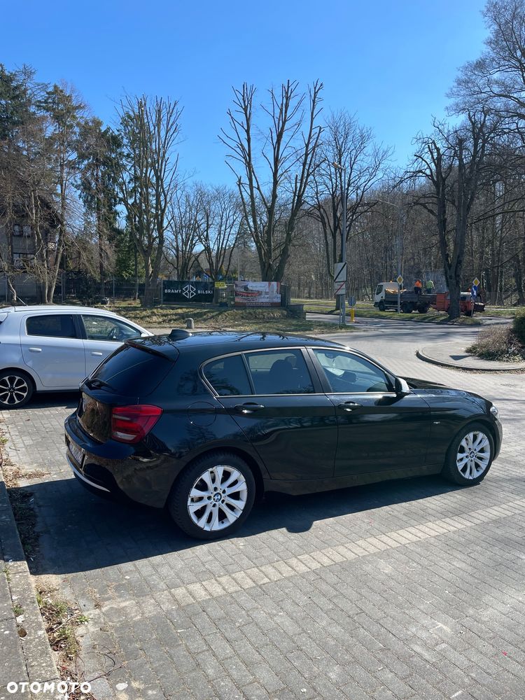 BMW Seria 1 116i - 5