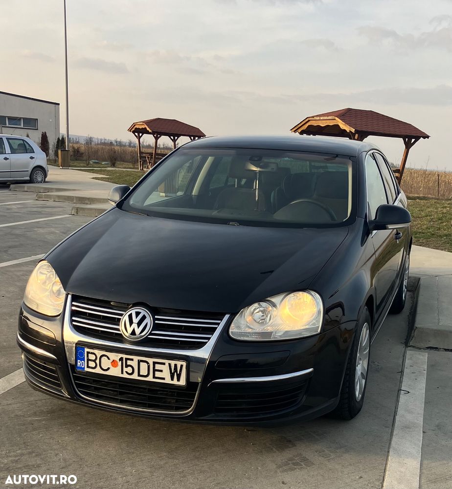 Volkswagen Jetta 1.9 TDI Comfortline DSG - 1
