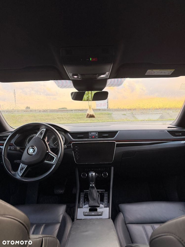 Skoda Superb 2.0 TDI SCR L&K DSG - 12