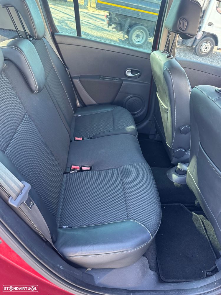 Renault Clio 1.5 dCi Privilège Luxe - 9