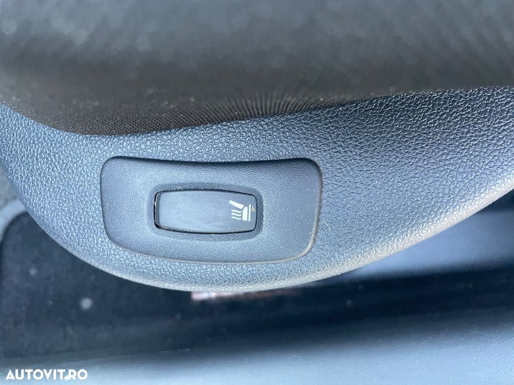 Renault Clio - 23