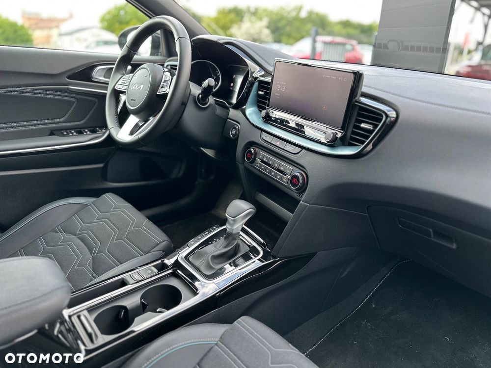 Kia XCeed 1.6 T-GDI Tribute DCT - 6