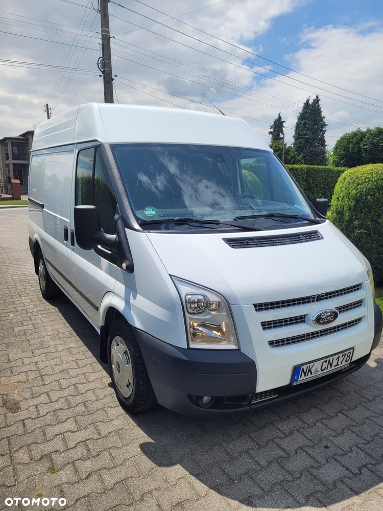 Ford Transit - 1