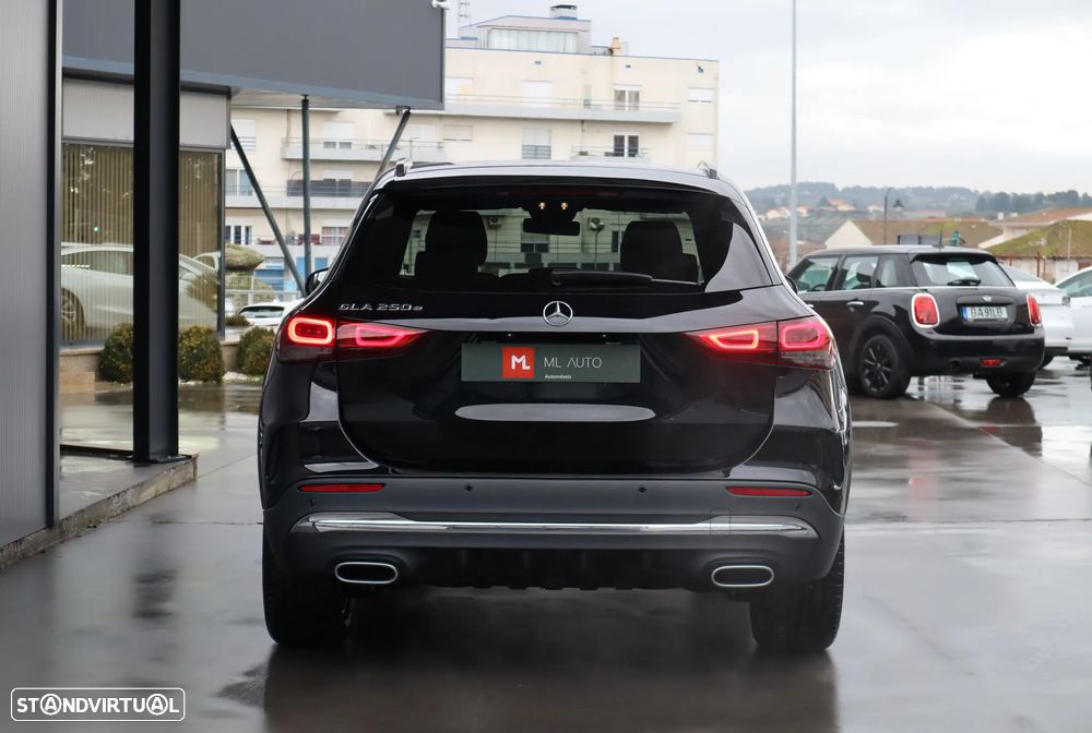 Mercedes-Benz GLA 250 e 8G-DCT AMG Line - 5