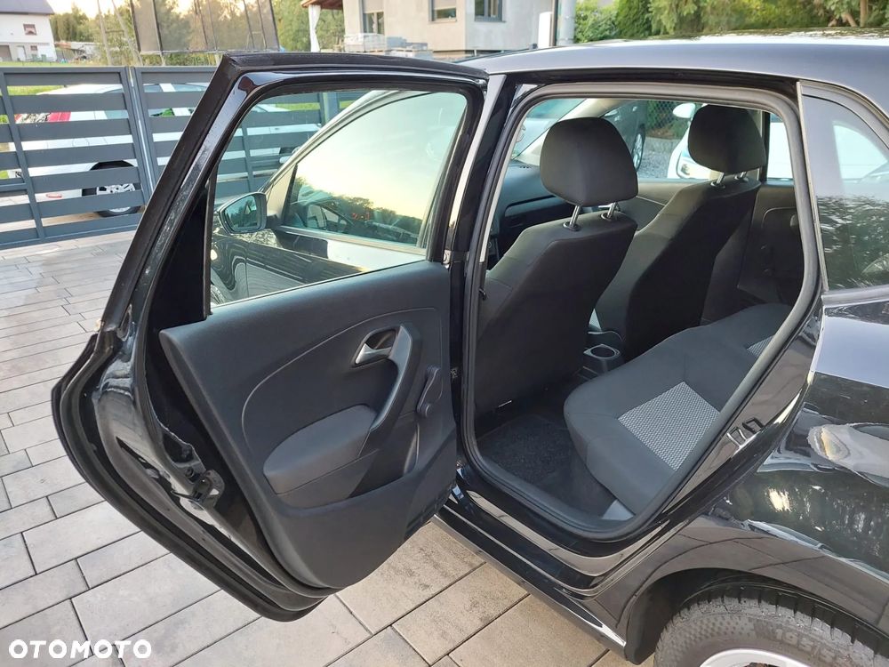 Volkswagen Polo - 15