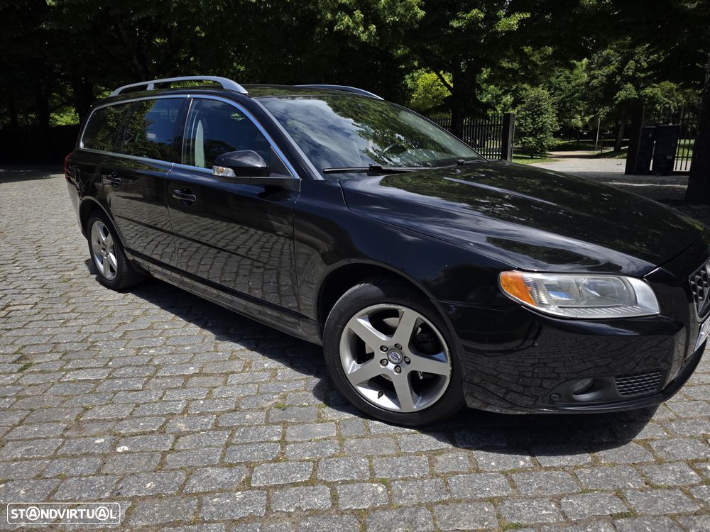 Volvo V70 2.0 D Nivel 3 - 4