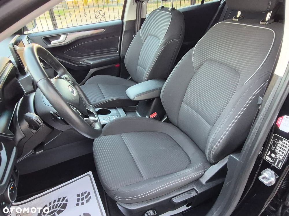Ford Focus - 18