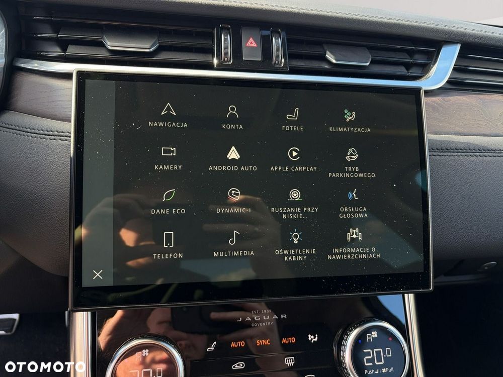 Jaguar XF 2.0 D200 mHEV AWD HSE - 19