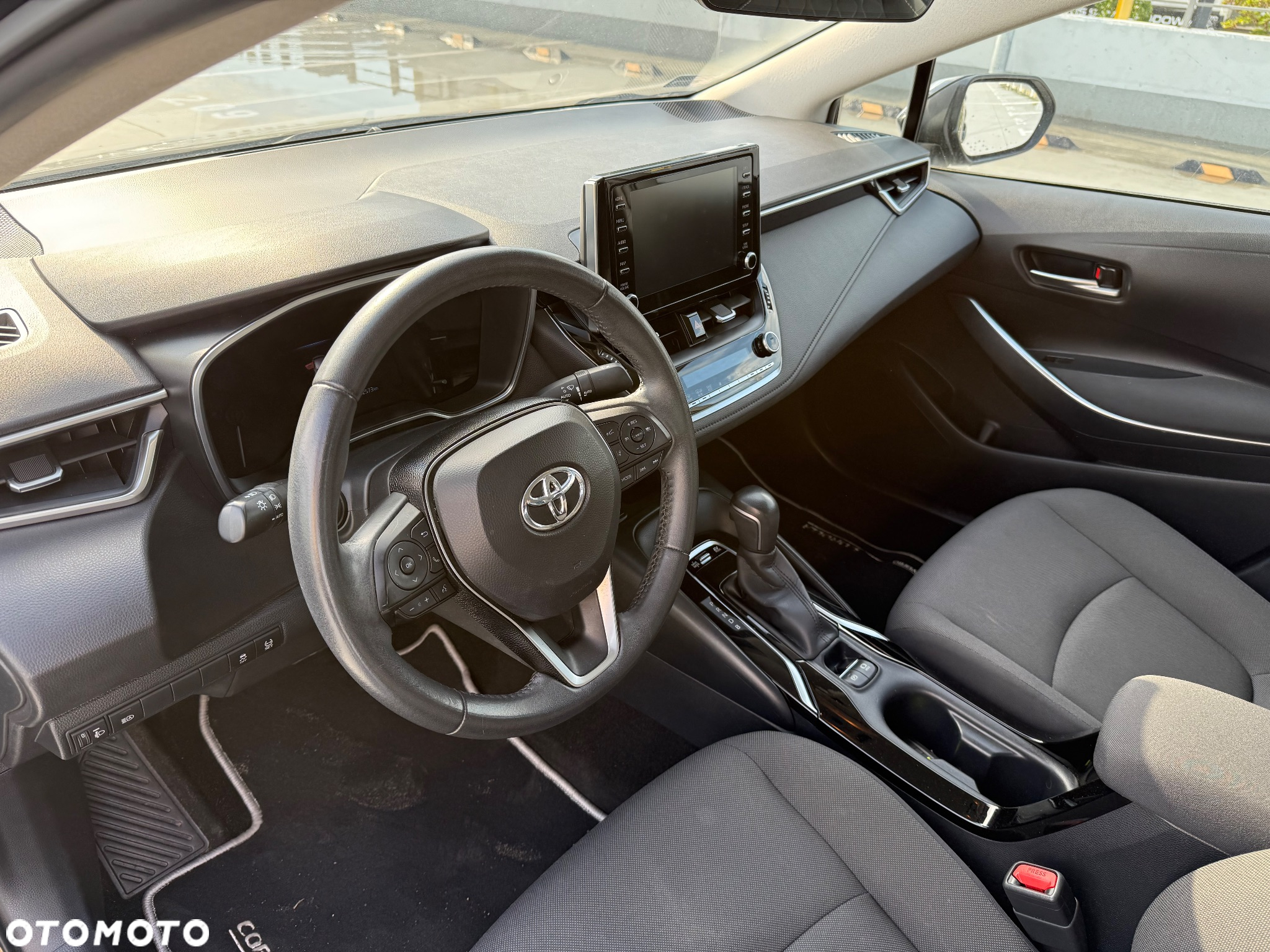Toyota Corolla 1.8 Hybrid Comfort - 15