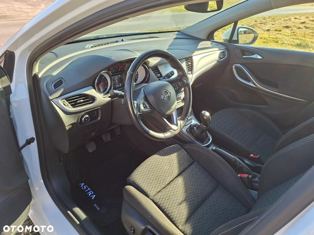 Opel Astra 1.6 D Start/Stop 120 Jahre - 9