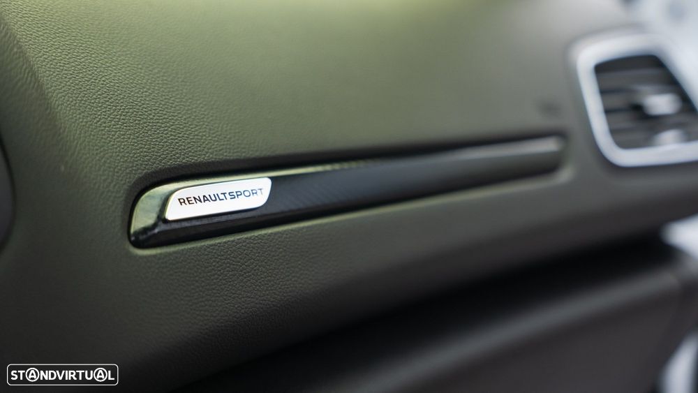 Renault Mégane TCe 300 GPF EDC R.S. TROPHY - 25