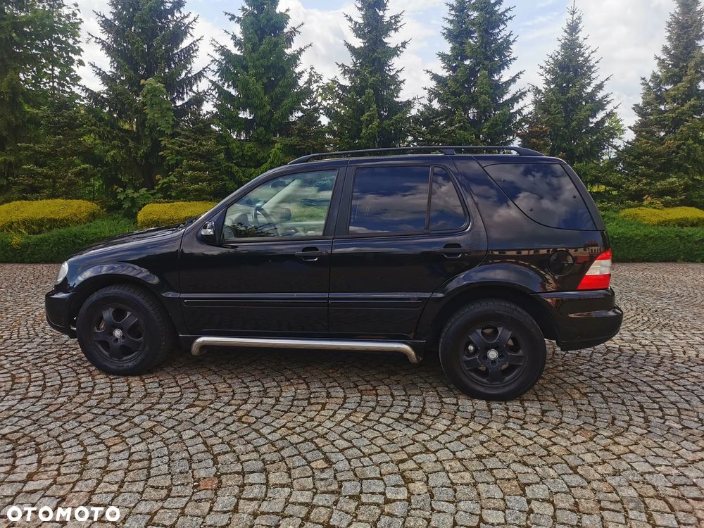 Mercedes-Benz ML 320 - 8